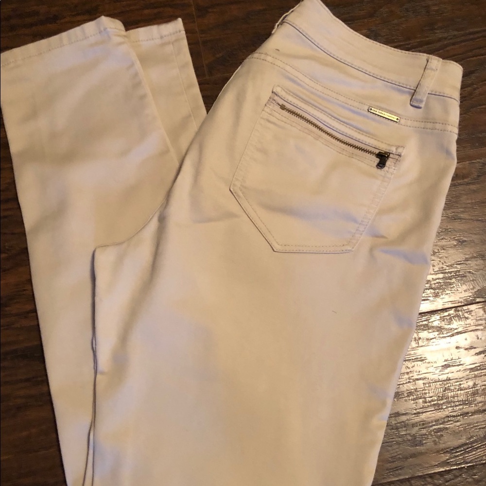 NY&CO size 8 khaki jean legging